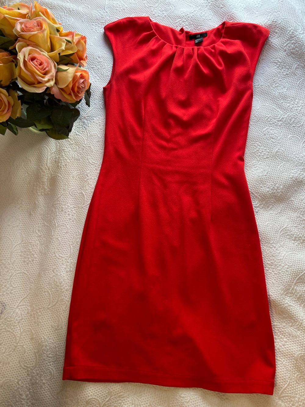 H&M Bold Red Sleeveless Dress